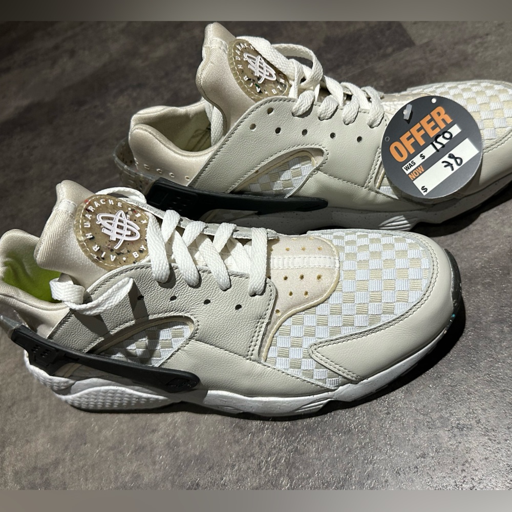 Nike Air Huarache Crater Sneakers (NWT)